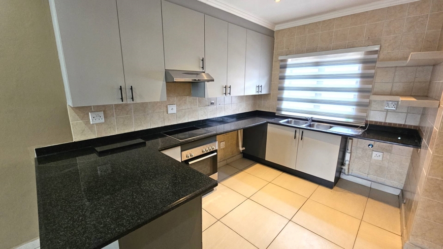 To Let 3 Bedroom Property for Rent in Melodie North West